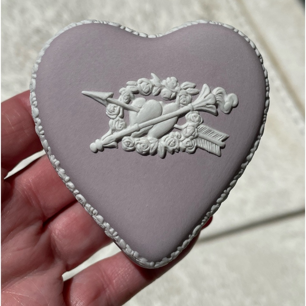 Wedgwood Jasperware White on Lilac “Celebrate” Small Heart Shaped Trinket Box